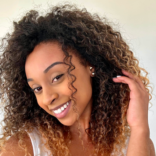 Faça isso ao cuidar do seu cabelo De Benguela