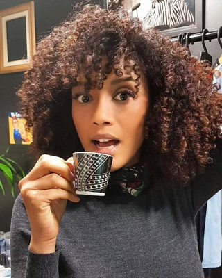 Franja para cabelo crespo, pode usar?