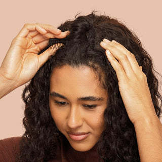 Peruca U-Part Wavy 40cm (190g) Queen Friday